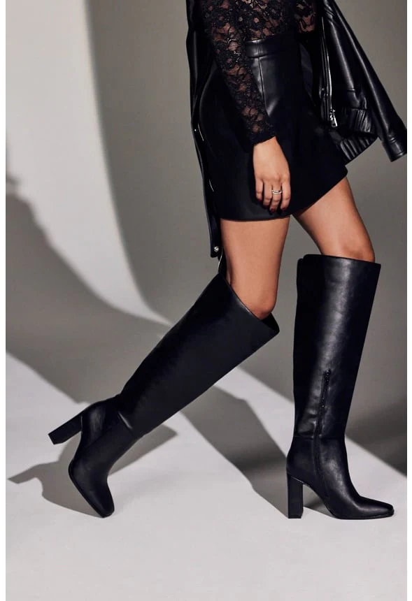 Trending: Best Selling Boots